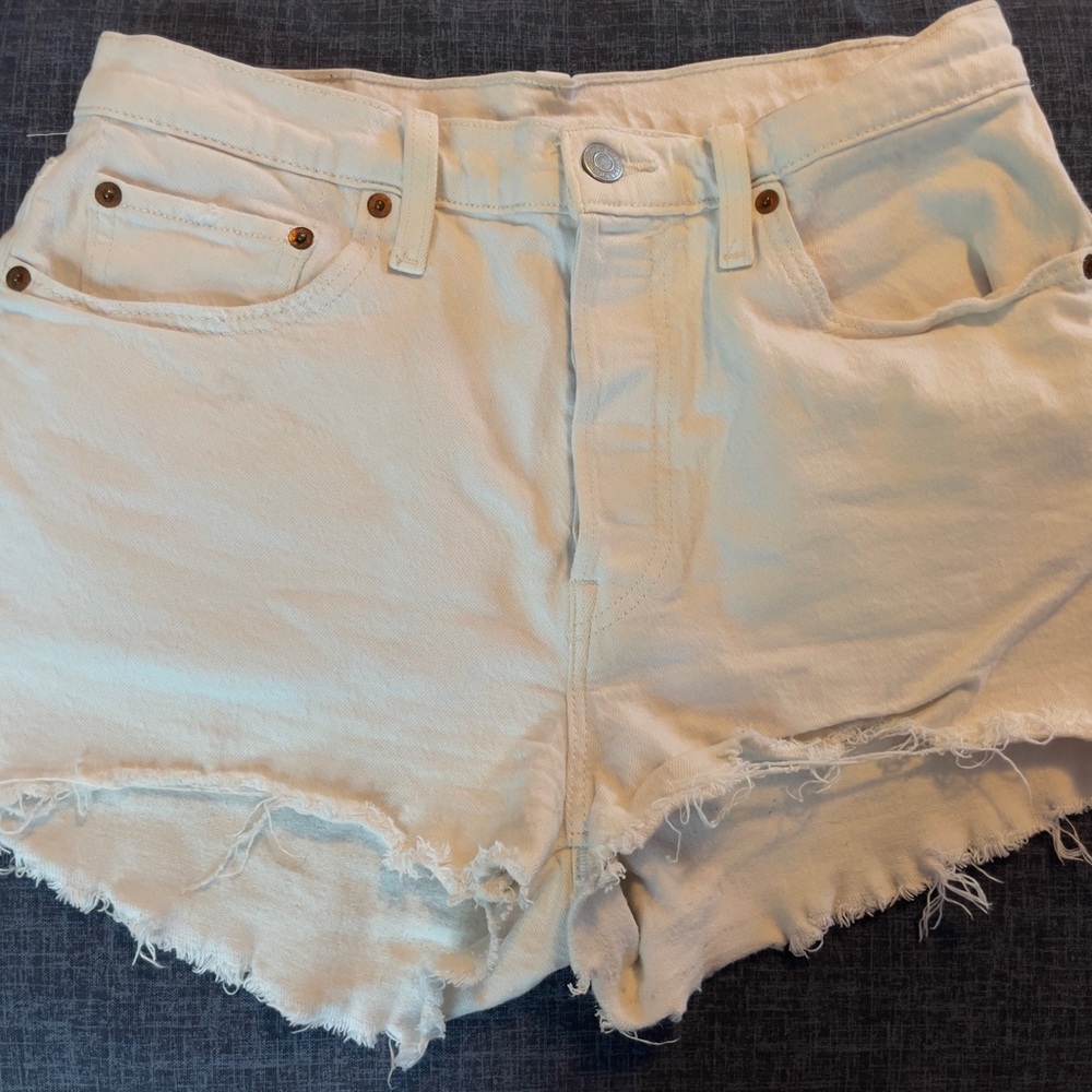 Levi's White Jean Shorts High-Waisted Distressed